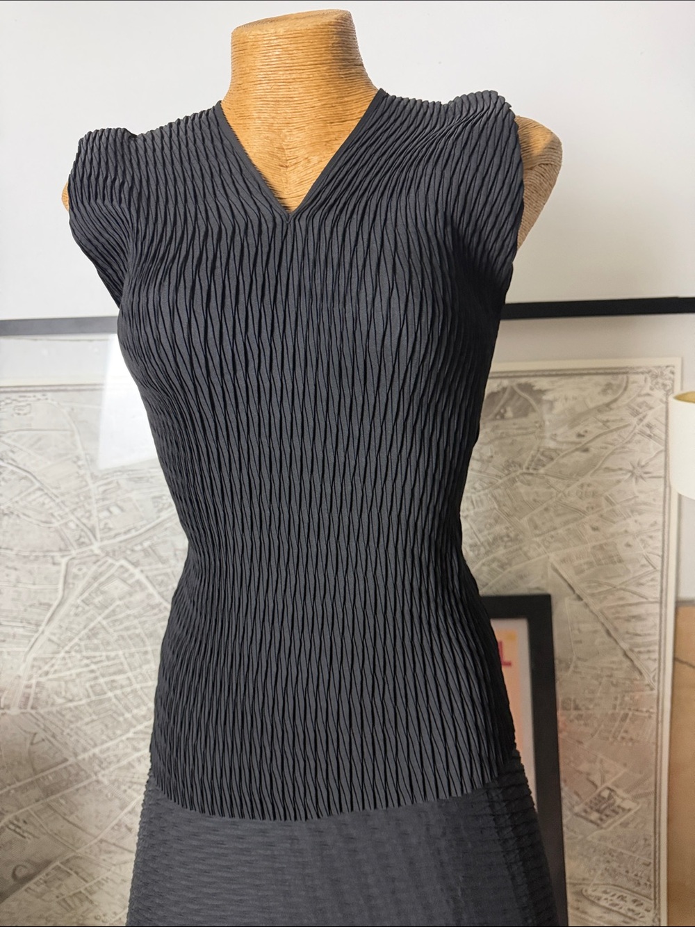 COS SET black polyester recycled pleated Size 2 - Picture 8 of 14